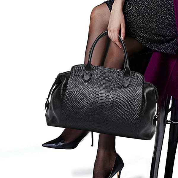 Genuine Leather Women's Bag with Crocodile Pattern